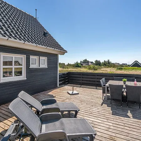 Nyaraló Eliena - 500m From The Sea By Interhome